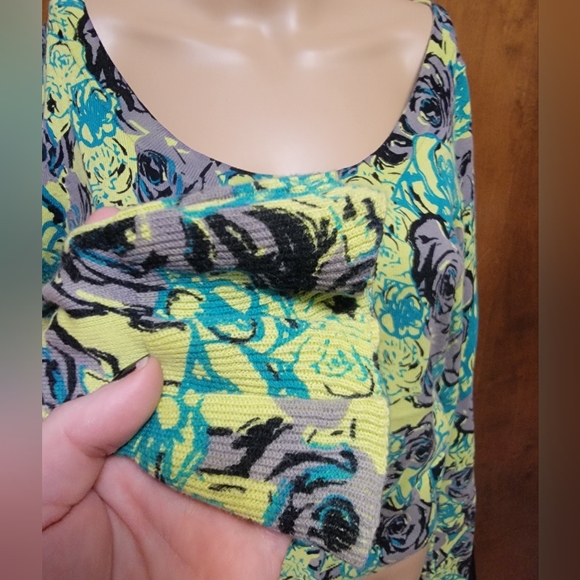 Cardigan Sweater XXI Twist Green Floral Button Front Size M *Retro Sweetheart* - Picture 4 of 13